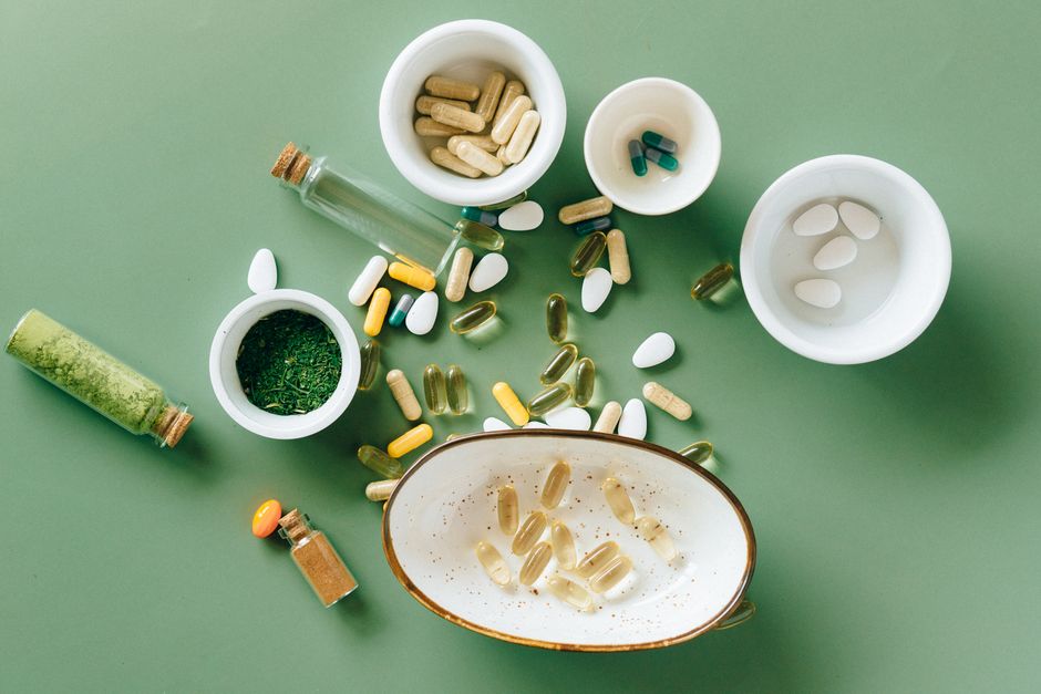 Een overzicht van verschillende supplementen en technologieën voor gezondheid en welzijn.